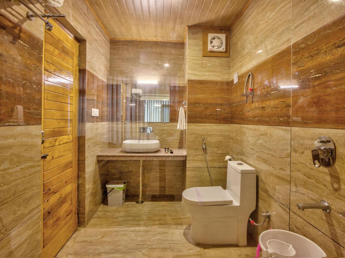 Swastik Grand Manali Hotel Luaran gambar