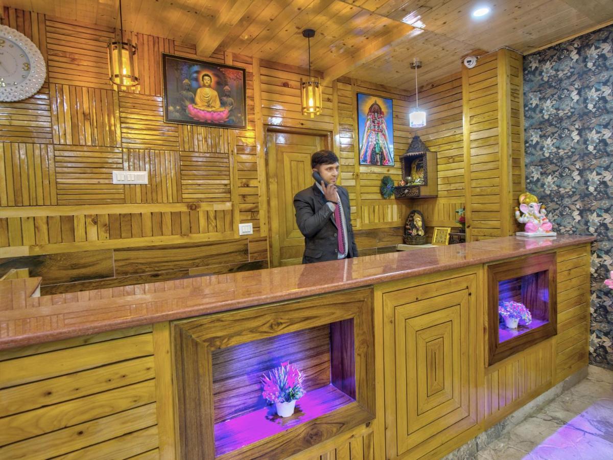 Swastik Grand Manali Hotel Luaran gambar