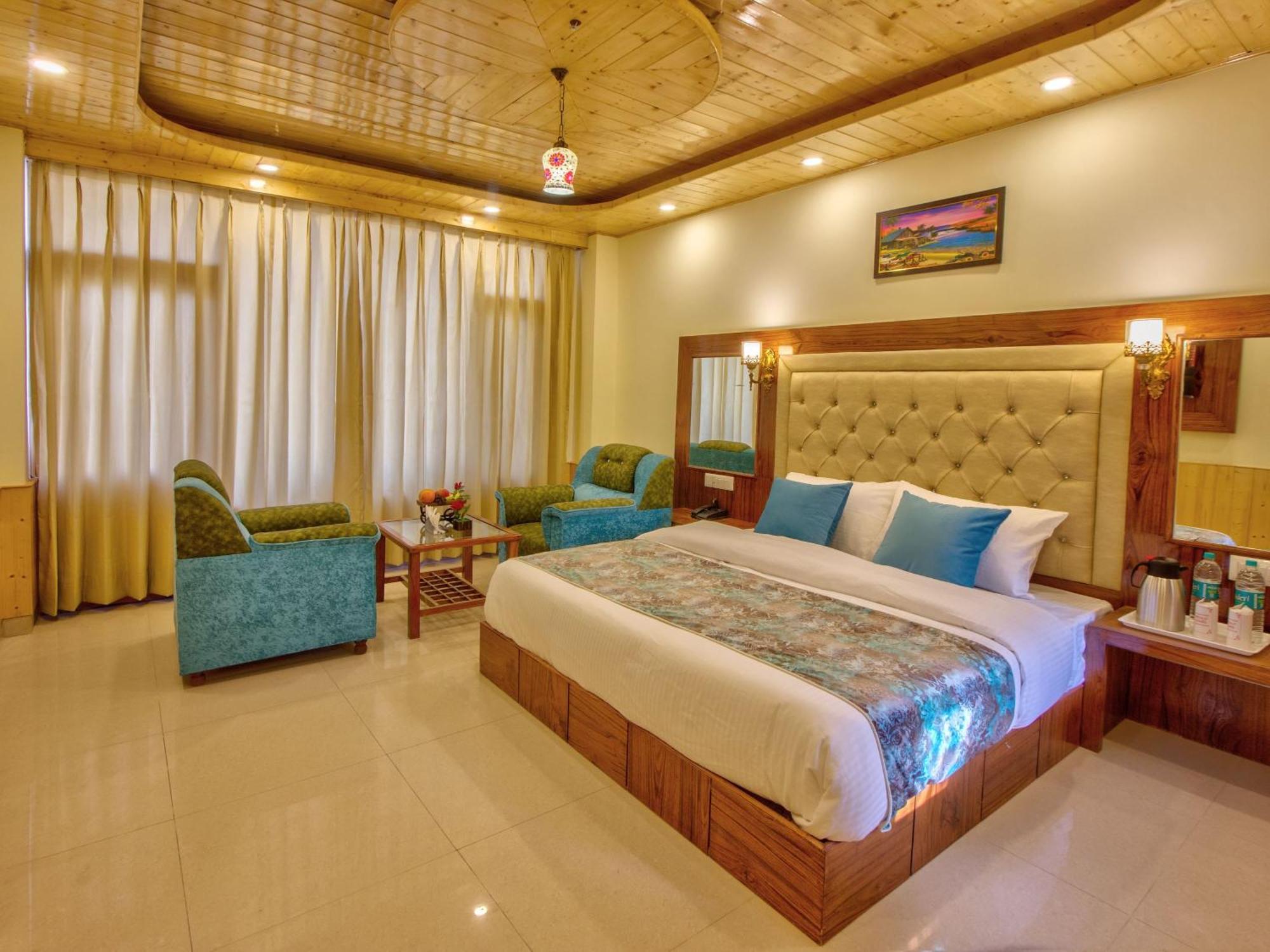 Swastik Grand Manali Hotel Luaran gambar