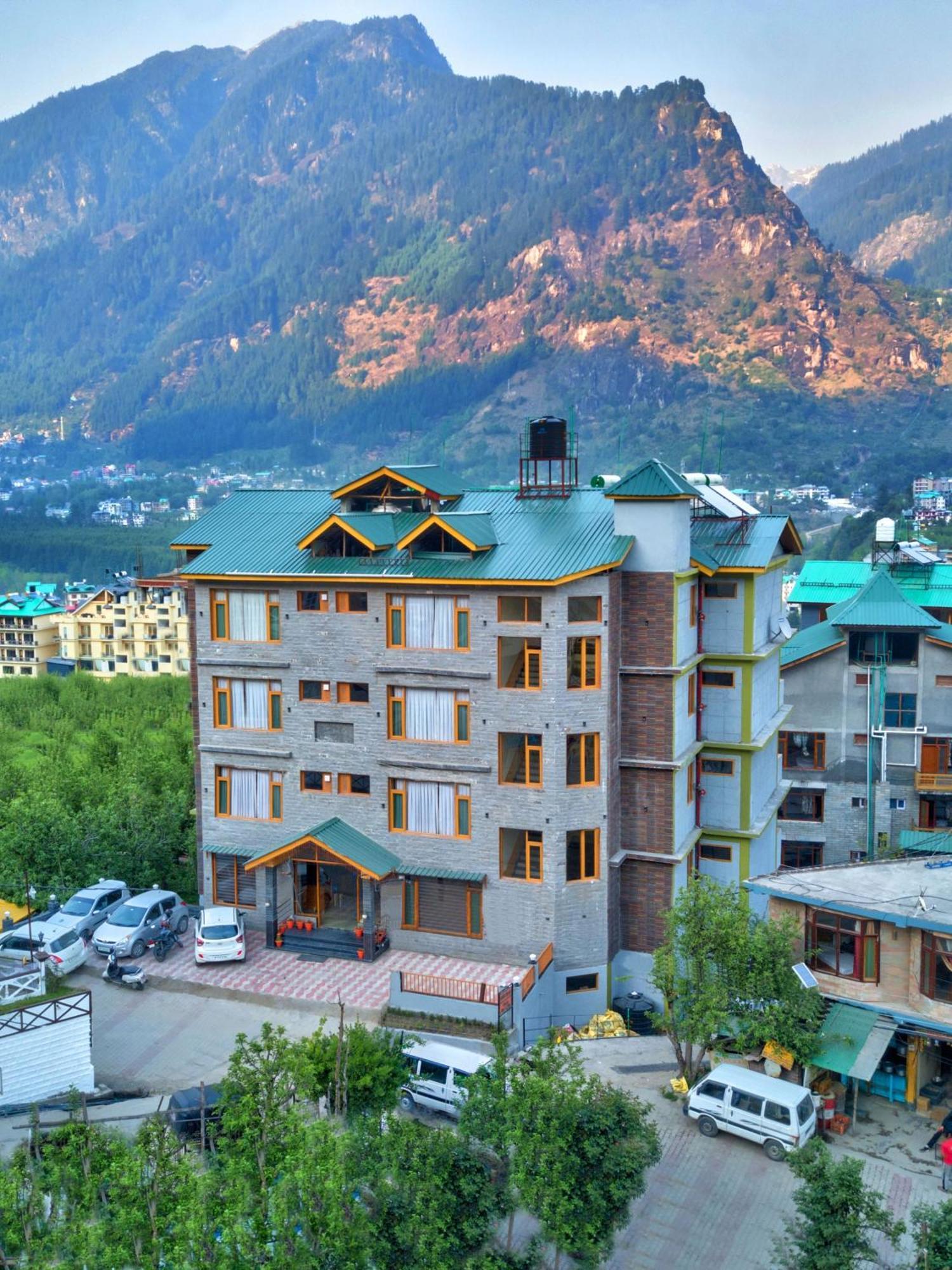 Swastik Grand Manali Hotel Luaran gambar