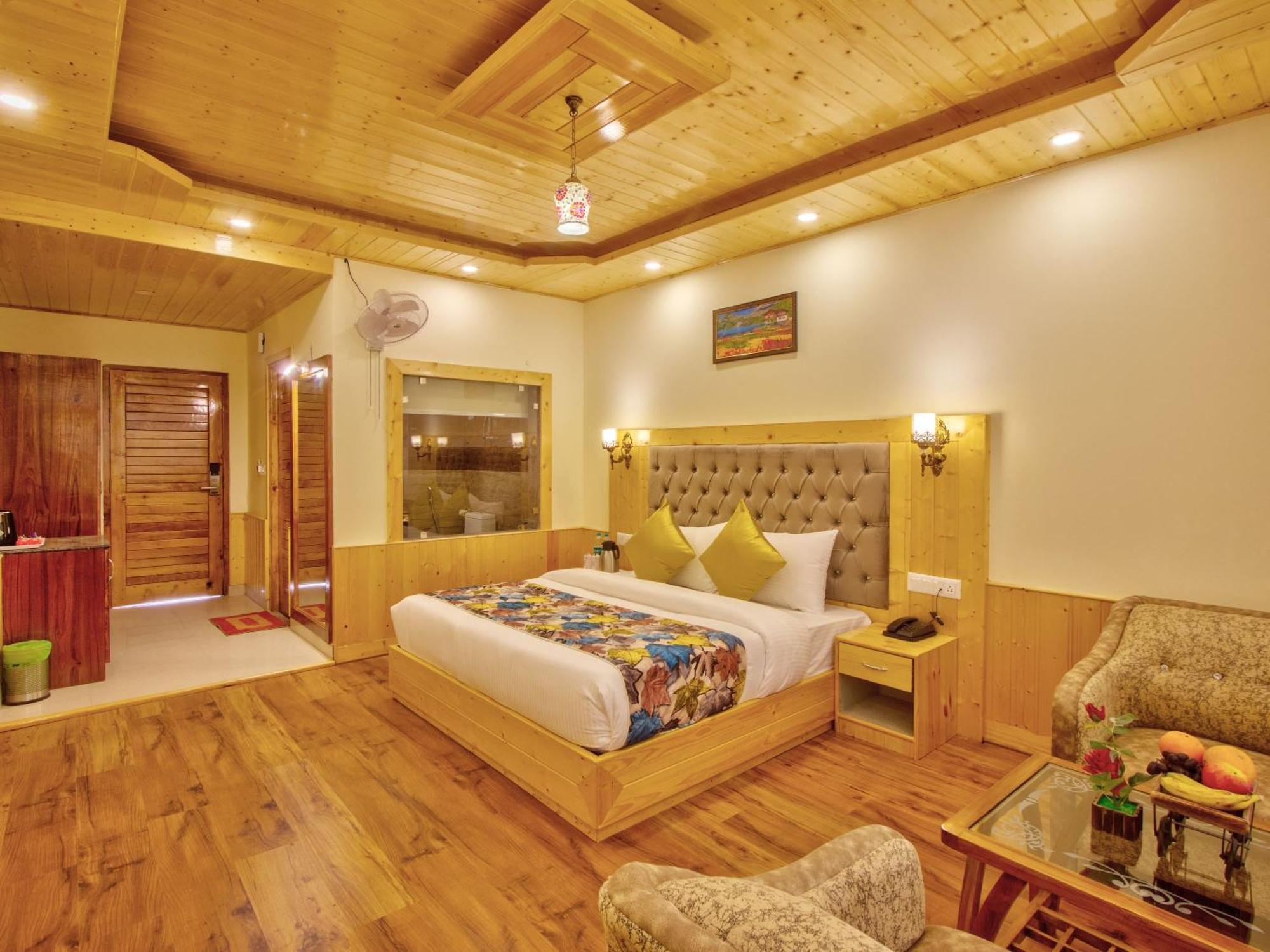 Swastik Grand Manali Hotel Luaran gambar